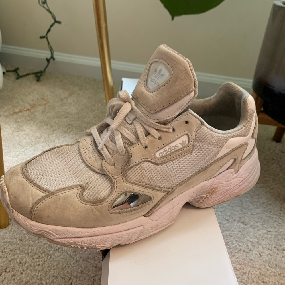 Adidas Falcon Sneakers